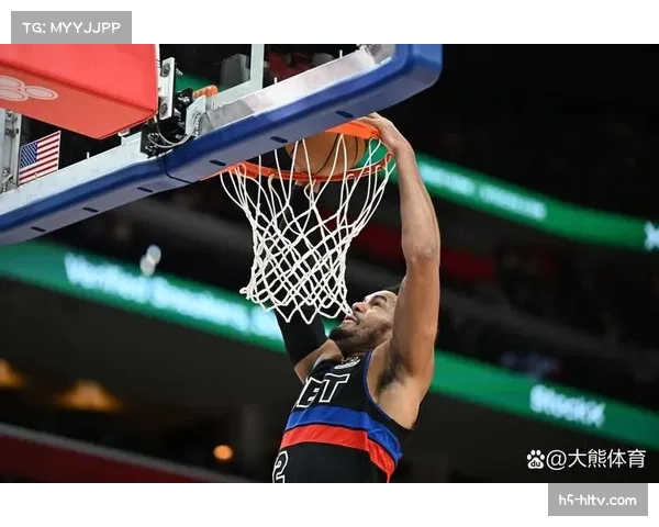 尼克斯此役第三节火力全开，取得38分佳绩，末节落后9分待反击