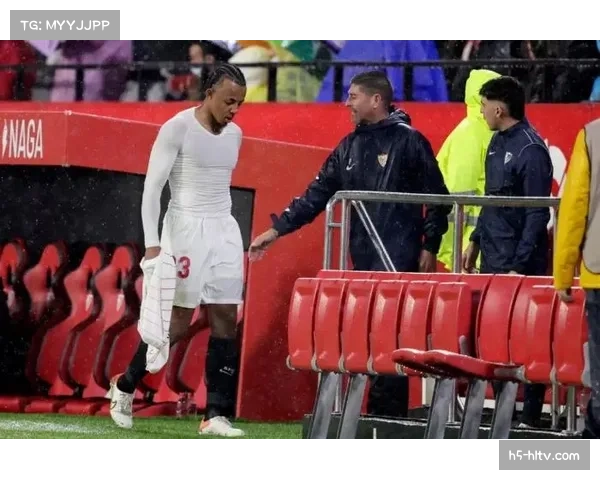 霍特与布莱希中卫组合失误 青年队防守体系需要重建